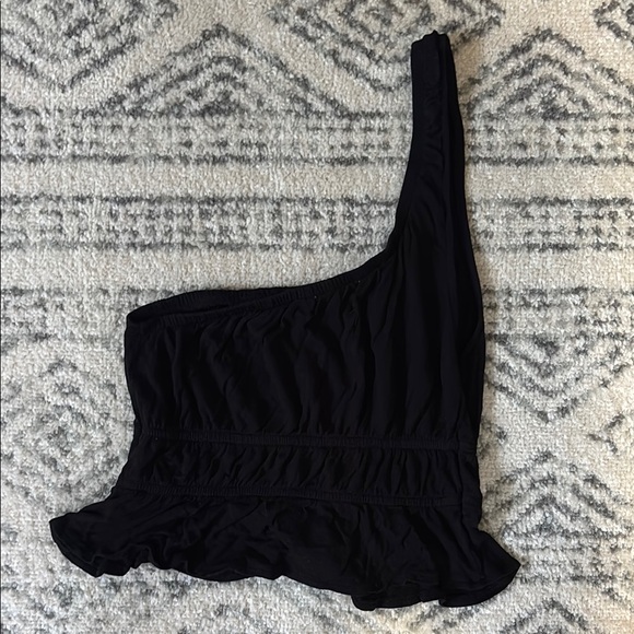 Urban outfitters a-symmetric tank - Picture 3 of 3